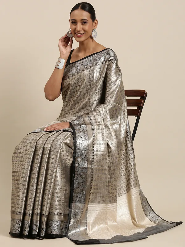 Black_Kanchi_Silk_Banarasi_Sarees_For_Women_GEBE5