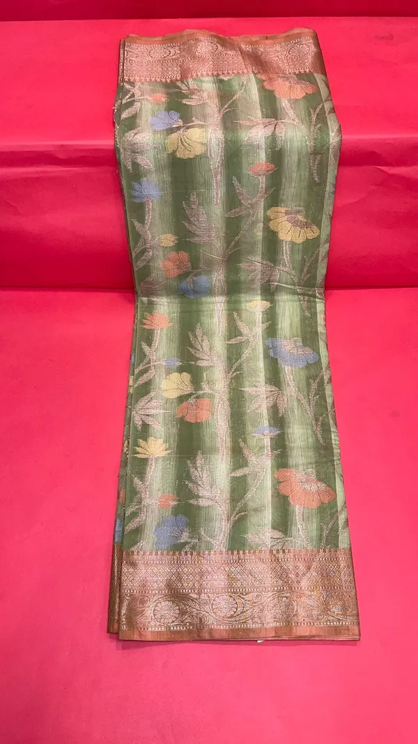 Green_Matka_Silk/Silk_Blend_Banarasi_Sarees_For_Women_GEMTKSLK_98_G