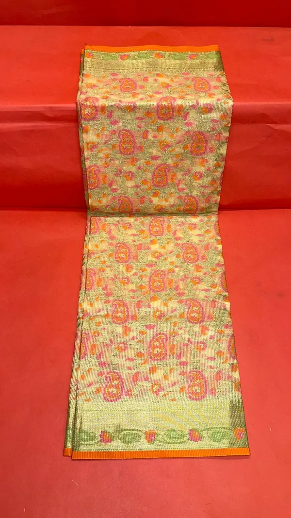 Beige_Cotton_Blend_Banarasi_Sarees_For_Women_GEASF_713