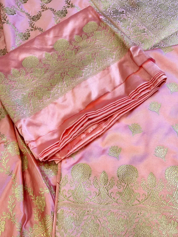 Peach_Mashru_Silk_Floral_Zari_Booti_with_Zari_Jaal_Dupatta_Handloom_Banarasi_3_pcs_Suit_Set_3000AJ_MSR1