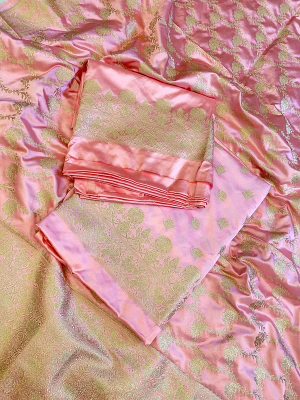 Peach_Mashru_Silk_Floral_Zari_Booti_with_Zari_Jaal_Dupatta_Handloom_Banarasi_3_pcs_Suit_Set_3000AJ_MSR1