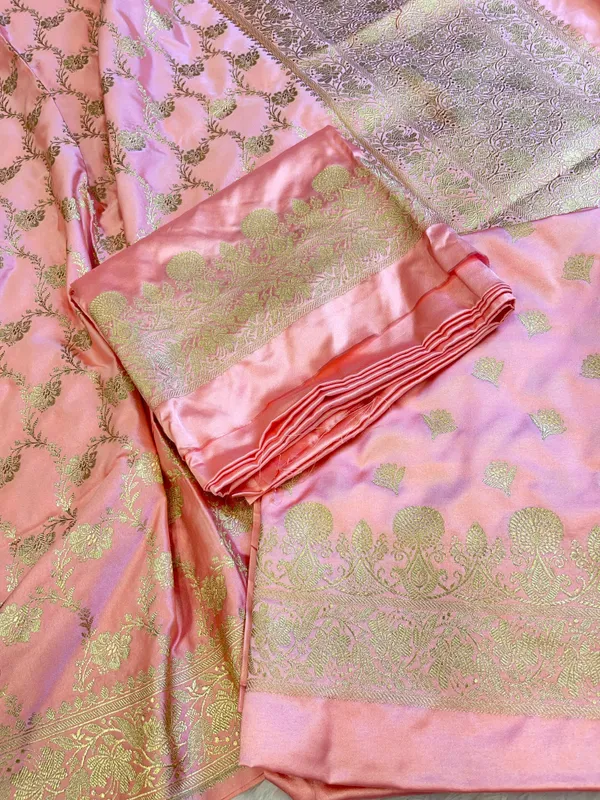 Peach_Mashru_Silk_Floral_Zari_Booti_with_Zari_Jaal_Dupatta_Handloom_Banarasi_3_pcs_Suit_Set_3000AJ_MSR1