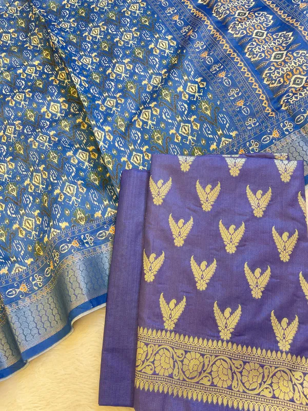 Violet_Blue_Katan_Silk_Zari_Zig-Zag_with_Cotton_Print_Dupatta_Banarasi_3_pcs_Suit_Set_1500AJ_KCP20