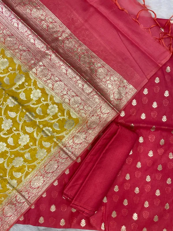 Pink_Mercerised_Lorex_Weave_With_Contrast_Dupatta_Banarasi_3_Pcs_Suit_Set_Skl_Pm18