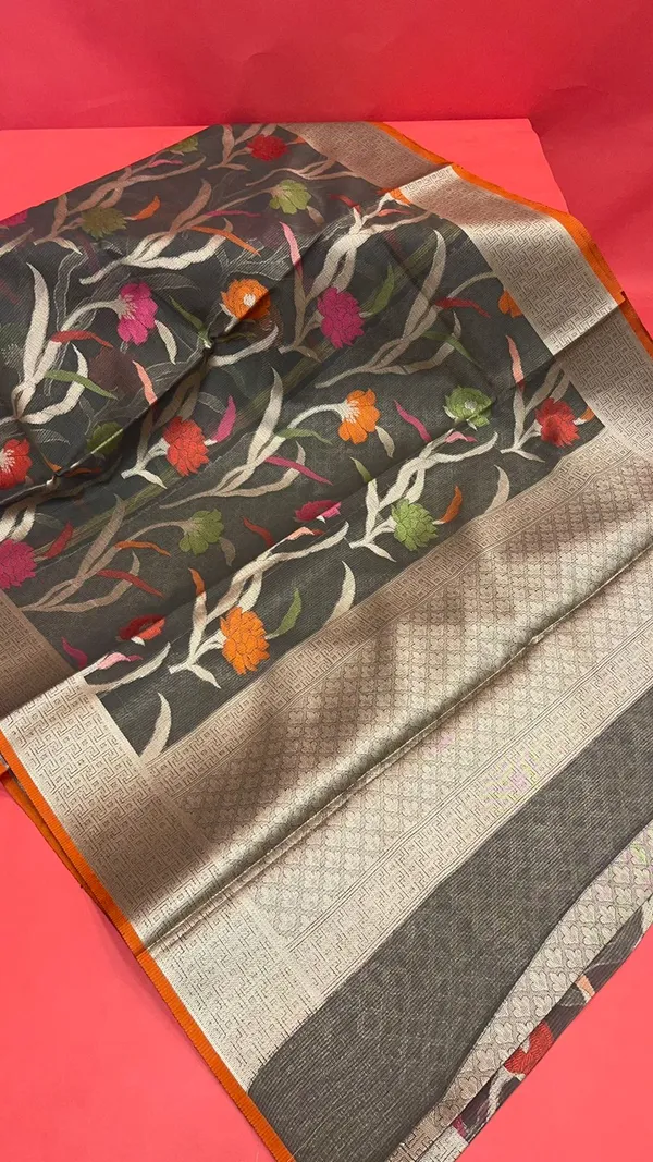 Grey_Cotton_Blend_Banarasi_Sarees_For_Women_GEASF_760