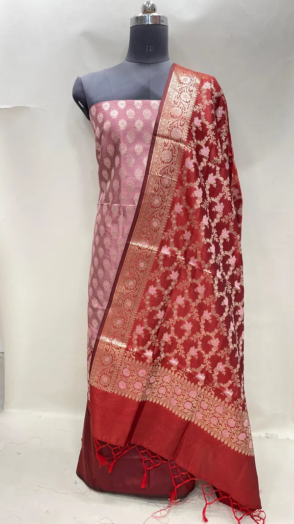 Humairah_Presents_Rose_Pink_Floral_Zari_Booti_3_pcs_Suit_Set_with_Contrast_Red_Plain_Bottom_and_Floral_Minakari_Zari_Jaal_Red_Dupatta_ASD_139