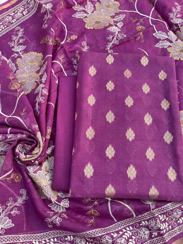 Pure_Mercerized_Purple_Floral_Booti_Banarasi_Suit_with_Heavy_Thread_work_Jaal_Dupatta_1250SKL_PME10