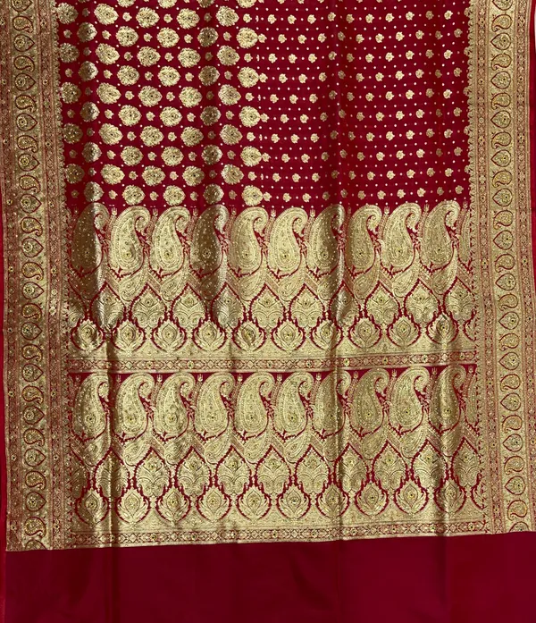 Humairah_Presents_Maroon_Satin_Silk_Half_Half_Patli_Zari_Booti_Low_Stone_Work_Saree_with_Banarasi_Pallu_and_Maroon_Blouse