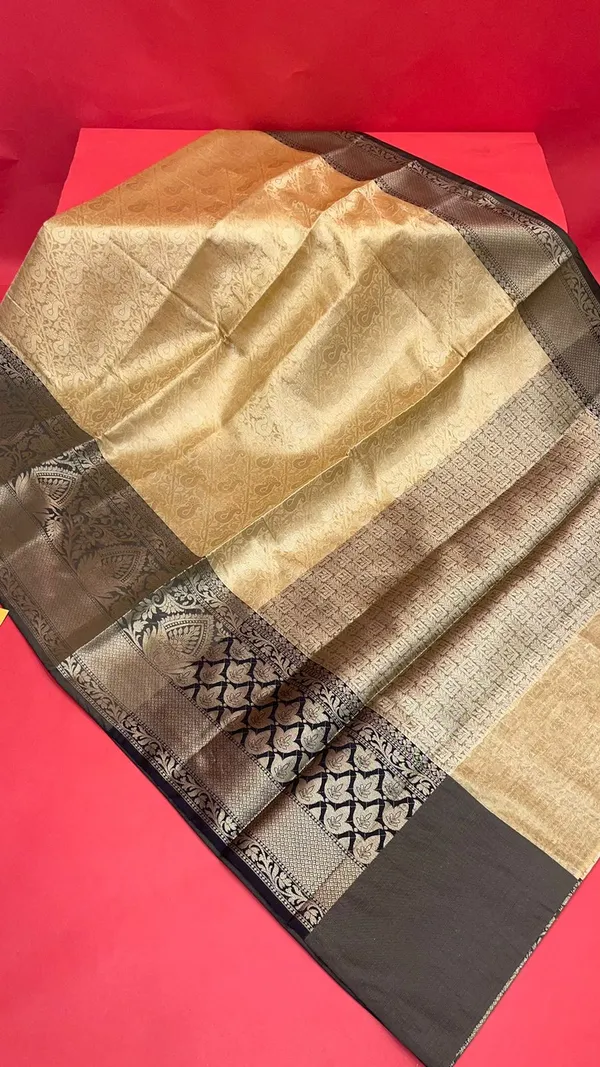 Beige_Kanjeevaram_Banarasi_Sarees_For_Women_GEMA35