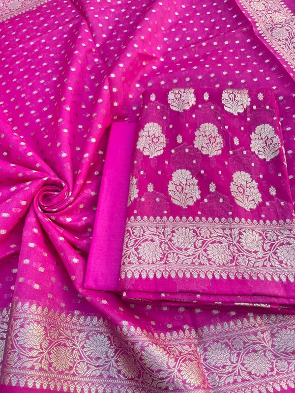 Magenta_Katan_Georgette_Silver_Zari_Booti_Banarasi_Suit_Set_with_Chunri_Booti_1200SKL_KG9