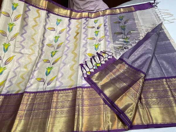 Off_white_Tissue_Silk_Floral_Handpainted_Boota_Contrast_Light_Purple_Border_Banarasi_Saree_MS_TS14
