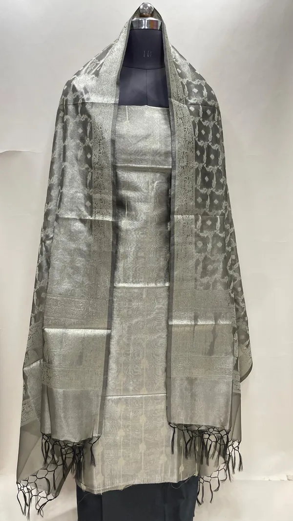 Humairah_Black_Tissue_Silk_Floral_Zari_Stripe_Booti_3_pcs_Suit_Set_with_Plain_Bottom_and_Floral_Zari_Booti_Jaal_Black_Dupatta