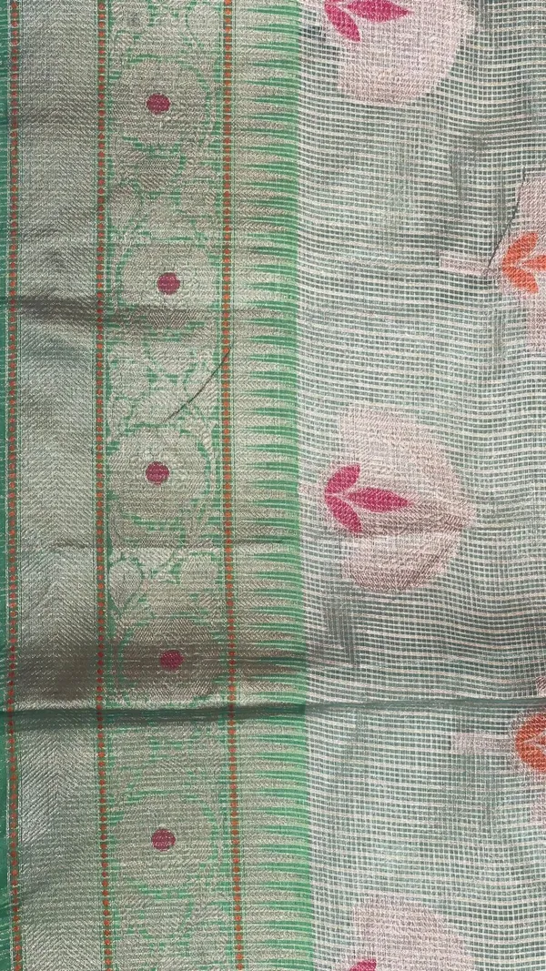Beige_Cotton_Blend_Banarasi_Sarees_For_Women_GEHKR_76