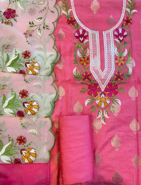 Baby_Pink_Dyable_Cotton_Silk_Embroidered_Neck_Floral_Booti_Banarasi_Suit_135IM_DCS6