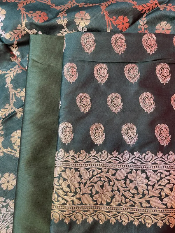 Dark_Green_Semi_Silk_Floral_Zari_Booti_Banarasi_3_pcs_Suit_Set_900AJ_SK19