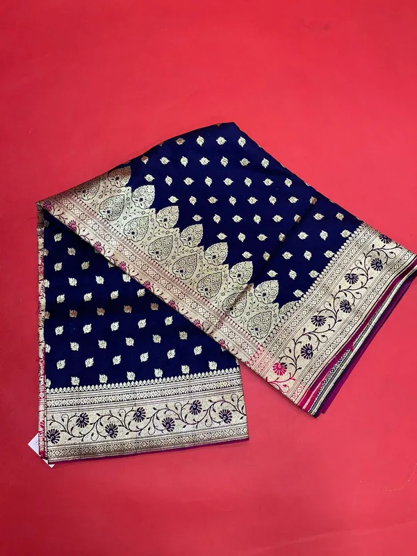Humairah_Presents_Navy_Blue_Satin_Silk_Saree_With_Blouse_Piece_GEJA27