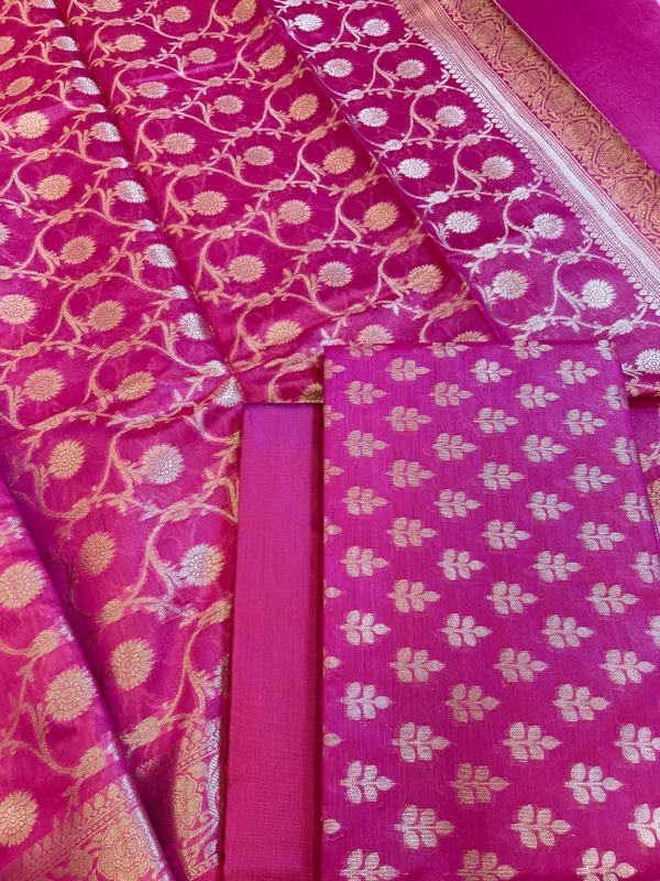 Magenta_Cotton_Leaf_Zari_Booti_Banarasi_Suit_950SHL_CT5