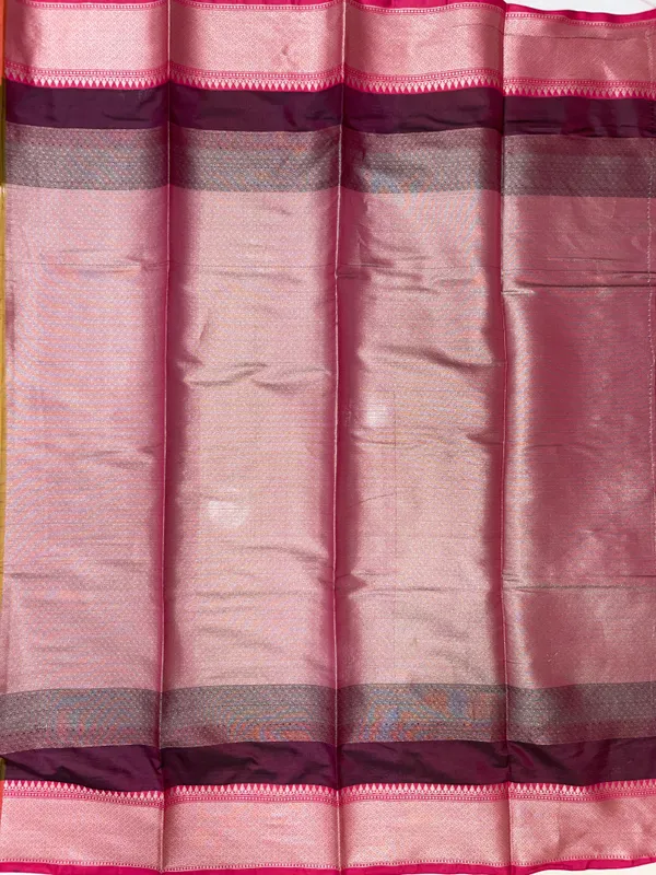 Humairah_Presents_Mehndi_Green_Floral_Stripe_Diagonal_Zari_Mina_Jaal_and_Copper_and_Silver_Boota_with_Contrast_Maroon_Pallu_Banarasi_Zari_Border_and_Pink_Blouse