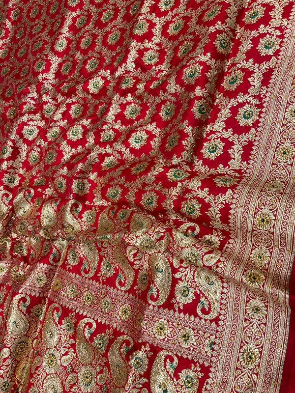 Humairah_Presents_Red_Satin_Silk_Floral_Mina_Zari_Jaal_Low_Stone_Work_Saree_with_Paisley_Floral_Pallu_and_Red_Blouse