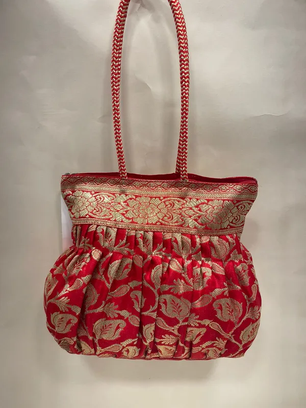 Red_Banarasi_Hand_Bag_HBG_20