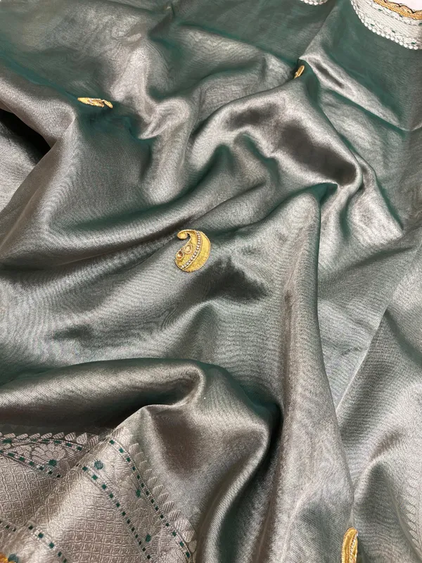 Humairah_Presents_Sea_Green_Lace_Work_Zardozi_Pattern_Patch_Work_Saree_with_Jacquard_Blouse