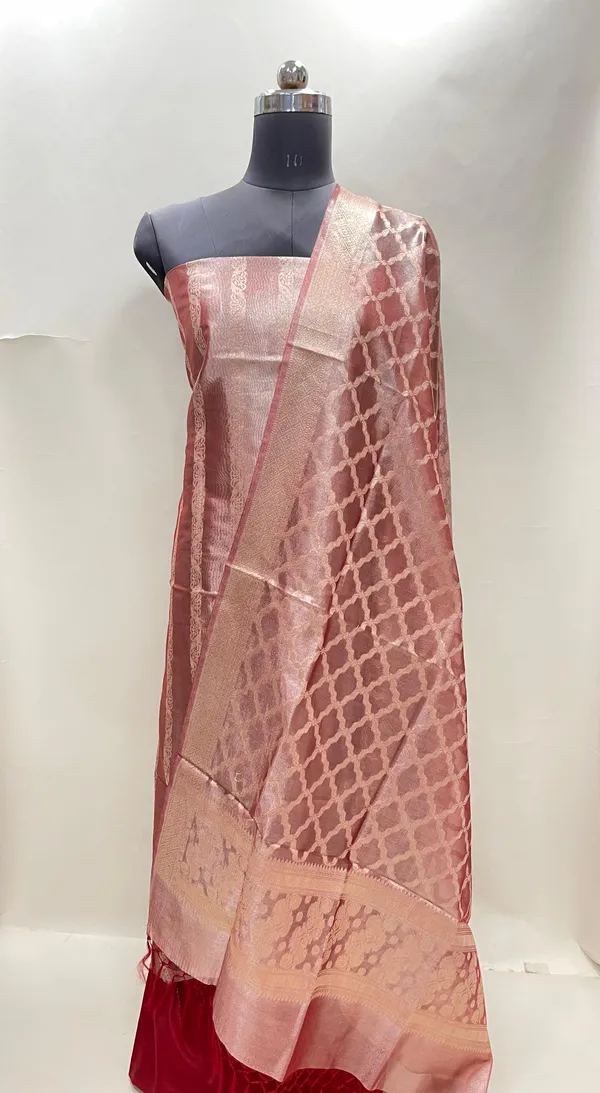 Humairah_Maroon_Tissue_Silk_Floral_Zari_Stripe_3_pcs_Suit_Set_with_Plain_Bottom_and_Floral_Zari_Carry_Jaal_Maroon_Dupatta
