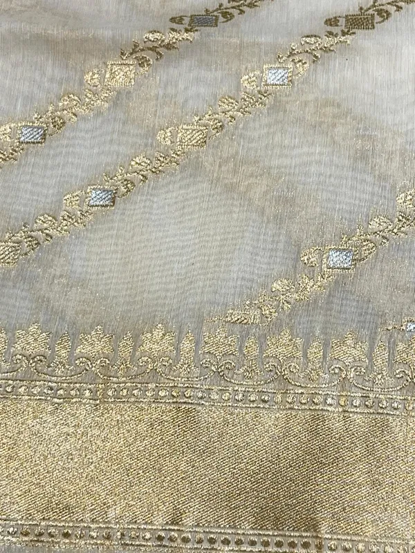White_Pure_Cotton_Dyable_Floral_Silver_Gold_Zari_Booti_Banarasi_Suit