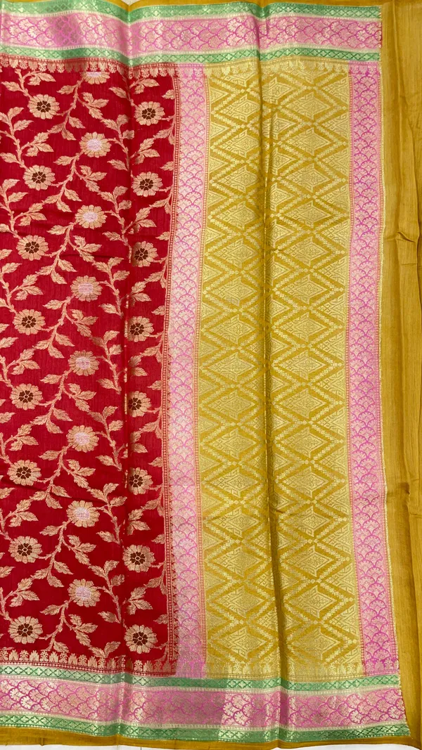 Humairah_Pure_Handloom_Red_Munga_Silk_Floral_Silver_Minkari_Zari_Jaal_with_Contrast_Gold_Zig-Zag_Pallu_and_Rangkaat_Zari_Border_with_Mustard_Blouse