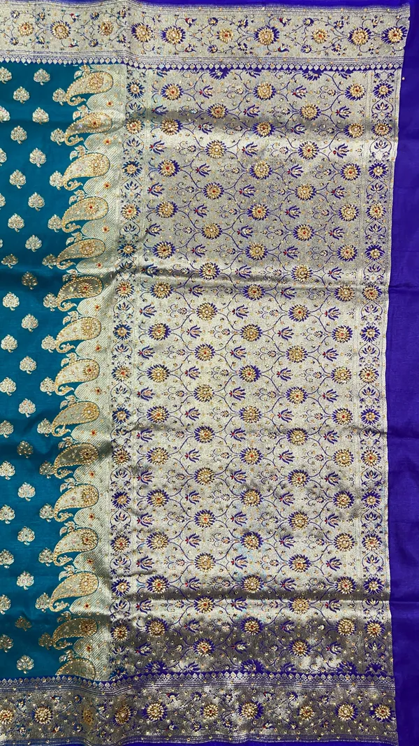 Humairah_Presents_Seagreen_Satin_Silk_Floral_Zari_Booti_Heavy_Stone_Work_Banarasi_Saree_with_Contrast_Purple_Pallu_and_Purple_Blouse_JA30_HW