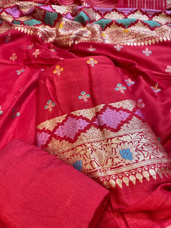 Pure_Handloom_Red_Munga_Silk_Floral_Handbrush_Minakari_Zari_Booti_Banarasi_Suit_85IM_PMUG3