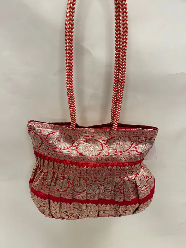Red_Banarasi_Hand_Bag_HBG_15