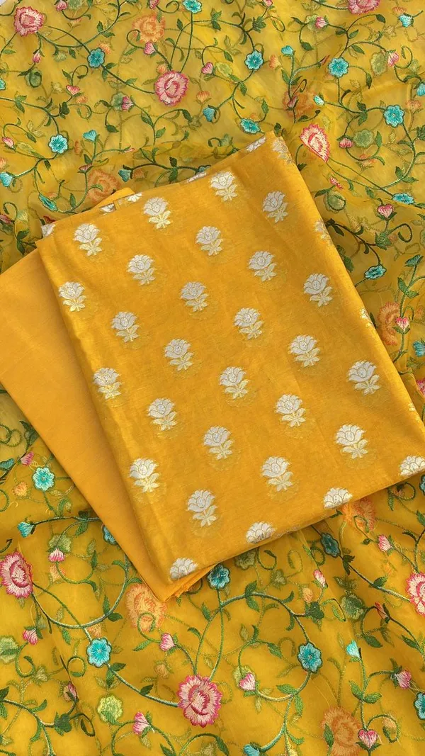 Yellow_Pure_Mercerise_Silk_Silver_Gold_Zari_Booti_with_Organza_Embroidery_Dupatta_Suit_Set_1250SKL_PME25