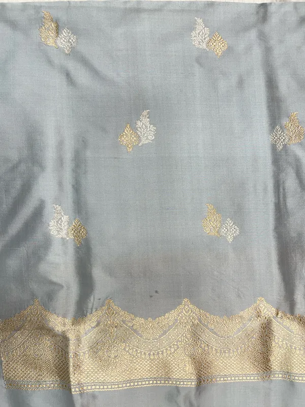 Pure_Handloom_Grey_Katan_Silk_Silver_Zari_Booti_Kadhwa_Banarasi_3_pcs_Suit_Set_14000PR_KS1