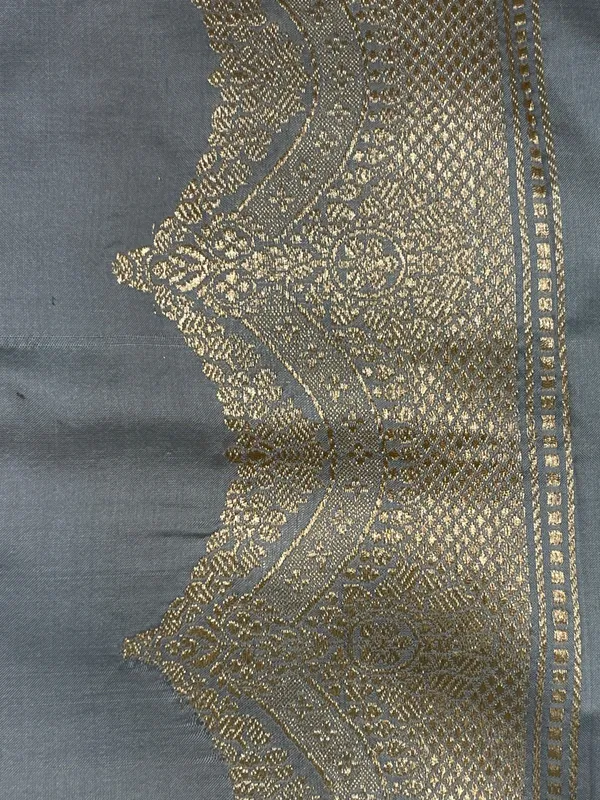 Pure_Handloom_Grey_Katan_Silk_Silver_Zari_Booti_Kadhwa_Banarasi_3_pcs_Suit_Set_14000PR_KS1