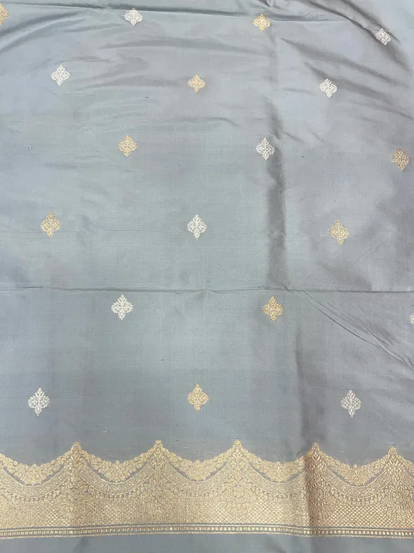 Pure_Handloom_Grey_Katan_Silk_Silver_Zari_Booti_Kadhwa_Banarasi_3_pcs_Suit_Set_14000PR_KS1