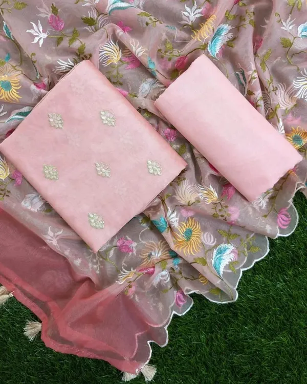 Peach_Chanderi_Dyable_Floral_Booti_with_Embroidery_Dupatta_Banarasi_Suit_1250SKL_CDE1
