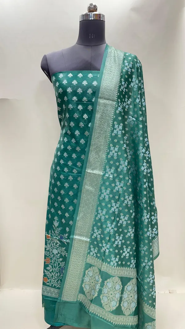 Humairah_Dark_Green_Semi_Georgette_Floral_Ikkat_Mina_Border_3_pcs_Suit_Set_with_Plain_Bottom_and_Floral_Zari_Jaal_Dark_Green_Dupatta