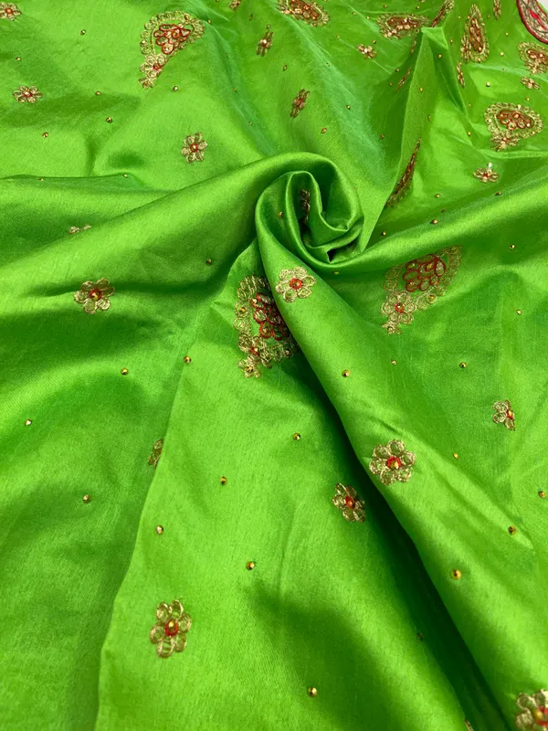 Green_Cotton_Blend_Zari_Embroidery_Banarasi_Saree_600KS_4
