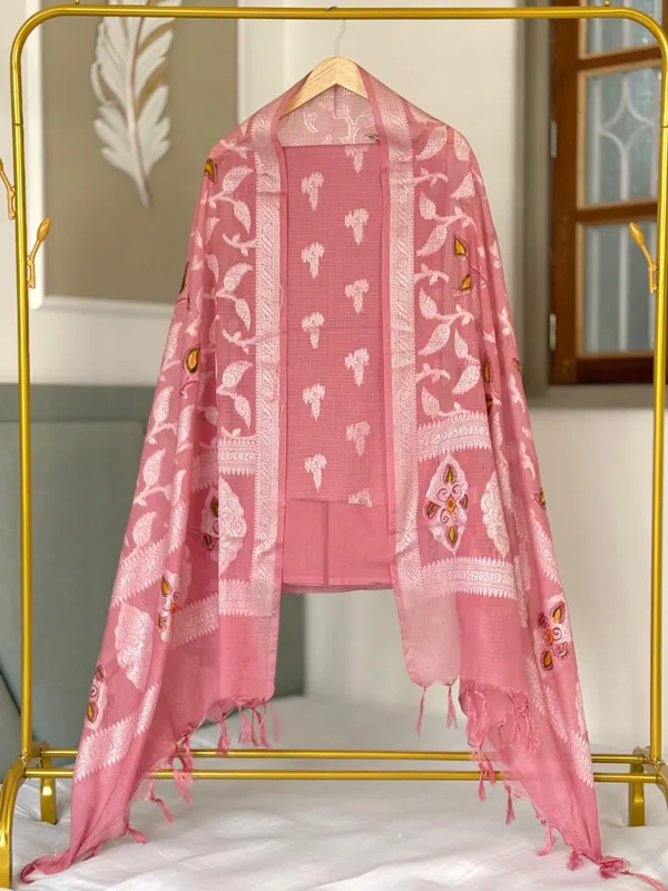 Coral_Peach_Pure_Mercerised_Kota_Check_Banarasi_Suit_with_Resham_Weave_Hand-Brush_Dupatta_1250SKL_PMK4