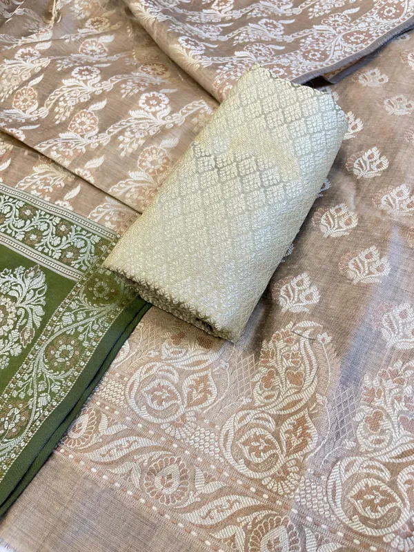 Beige_Cotton_Floral_Resham_Booti_Contrast_Green_Dupatta_Banarasi_Suit_600AJ_PJS17