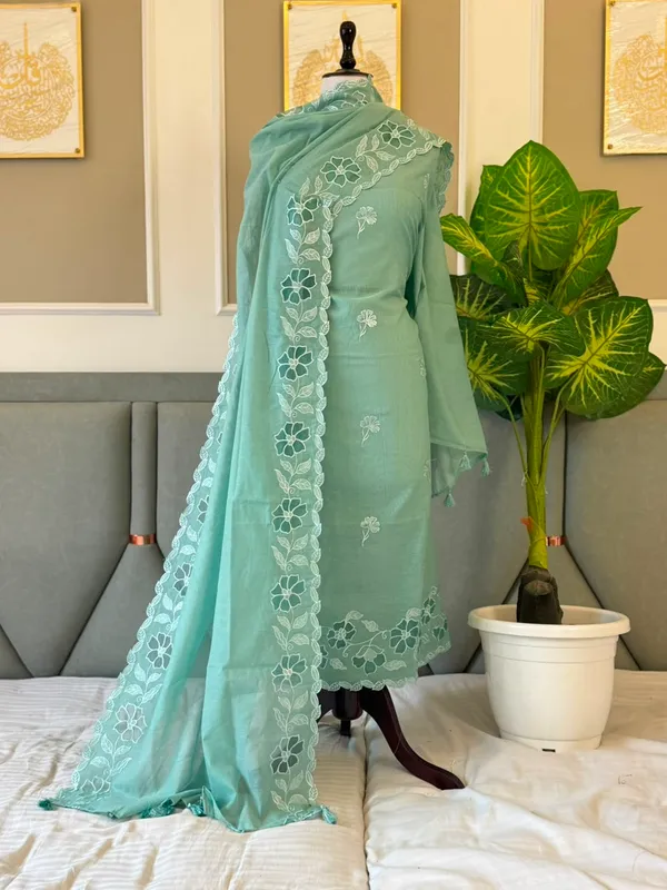 Seagreen_Mal_Chanderi_Applique_Work_Daman_Boota_Banarasi_Suit_With_Applique_Dupatta_180Pnj_Mla1