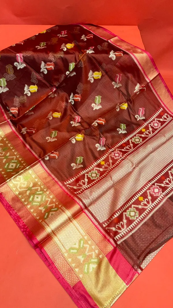 Maroon_Art_Silk_Banarasi_Sarees_For_Women_GEASF_34