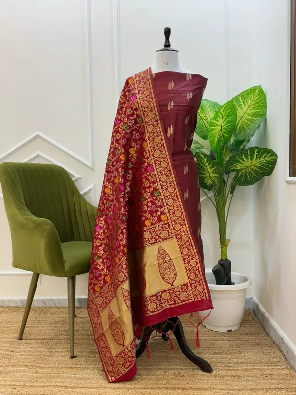 Maroon_Katan_Silk_Zari_With_Multicolor_Jaal_Dupatta_Banarasi_Suit_Set_800SKL_KS32