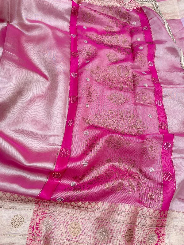 Baby_Pink_Glass_Tissue_Silk_Plain_with_Lace_work_and_Stone_work_Zari_Border_Banarasi_Saree_BFS_GT4