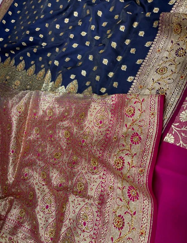 Humairah_Presents_Navy_Blue_Satin_Silk_Floral_Zari_Booti_Low_Stone_Work_Banarasi_Saree_with_Contrast_Purple_Pallu_and_Purple_Blouse