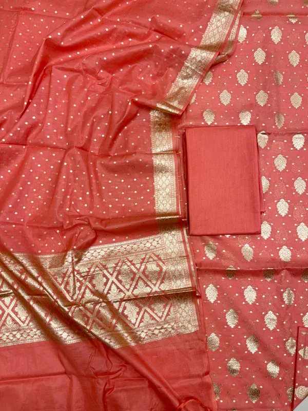 Peach_Pure_Cotton_Self_Design_Banarasi_3_pcs_Suit_Set_IM_PCSD2