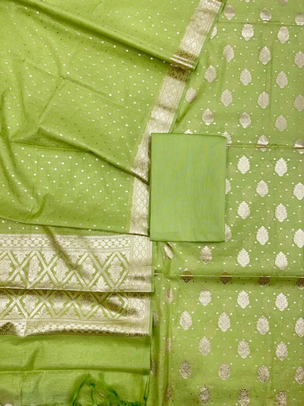 Light_Green_Pure_Cotton_Self_Design_Banarasi_3_pcs_Suit_Set_IM_PCSD5