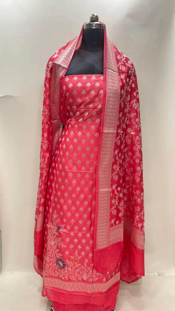 Humairah_Peach_Semi_Georgette_Floral_Ikkat_Mina_Border_3_pcs_Suit_Set_with_Plain_Bottom_and_Floral_Zari_Jaal_Peach_Dupatta