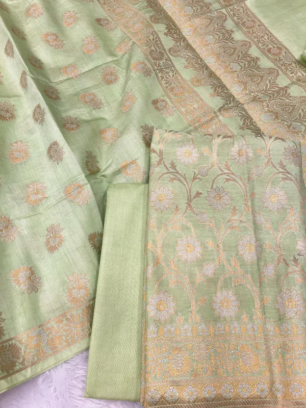 Green_Mulberry_Chiniya_Silk_With_Floral_Booti_Dupatta_Banarasi_3_Pcs_Suit_Set_SKL_MLC2