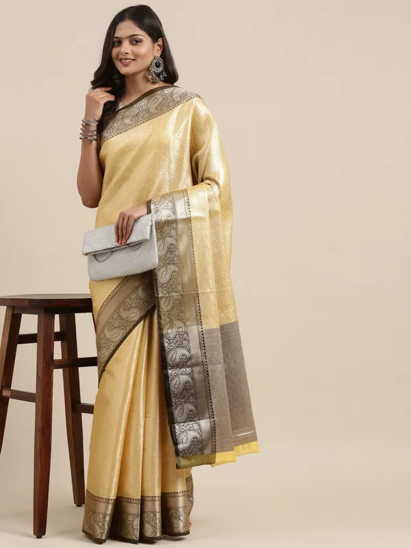 Yellow_Kanchi_Silk_Banarasi_Sarees_For_Women_GEBE8